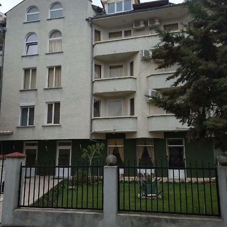 Guest House Alkor Obzor Exterior photo